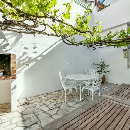 Maison De Ville Tout A Pied Ferienhaus *